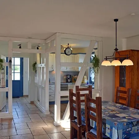 Arielle Comfortable Glowe